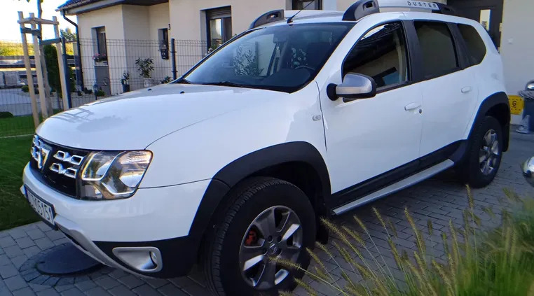 samochody osobowe Dacia Duster cena 39000 przebieg: 124000, rok produkcji 2015 z Dzierżoniów